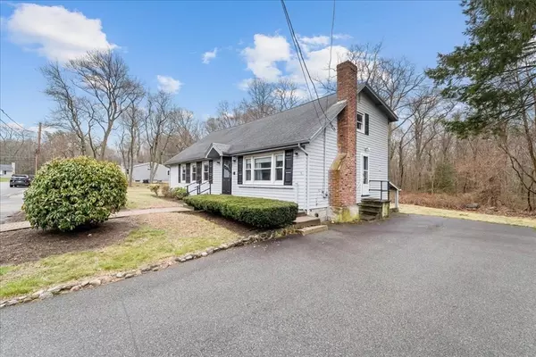 Holbrook, MA 02343,81 Damon Avenue