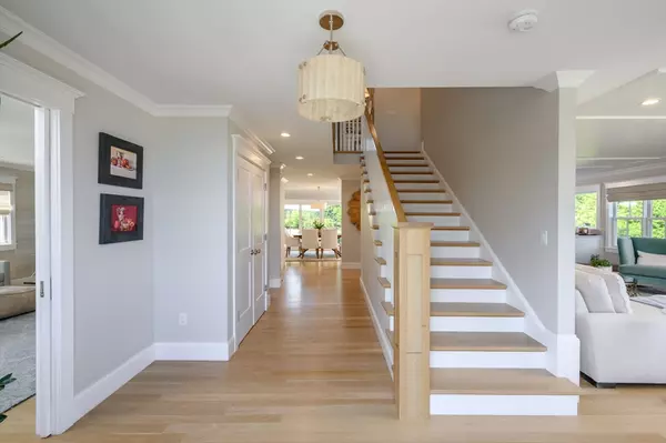 Hingham, MA 02043,34 Highview Drive