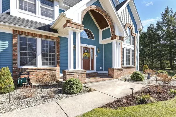 Westfield, MA 01085,42 Gary Drive