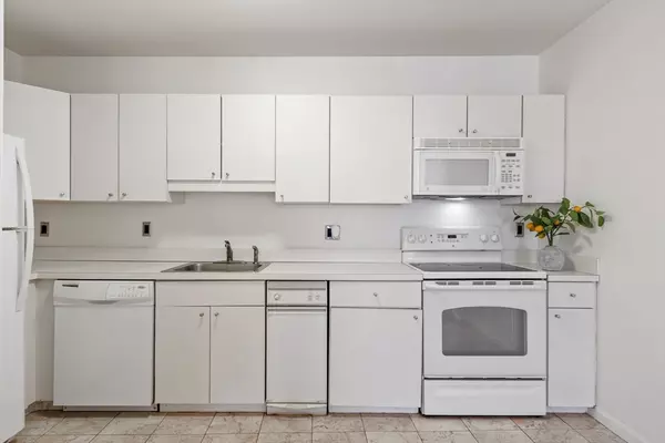 Haverhill, MA 01830,57 Washington St #3D
