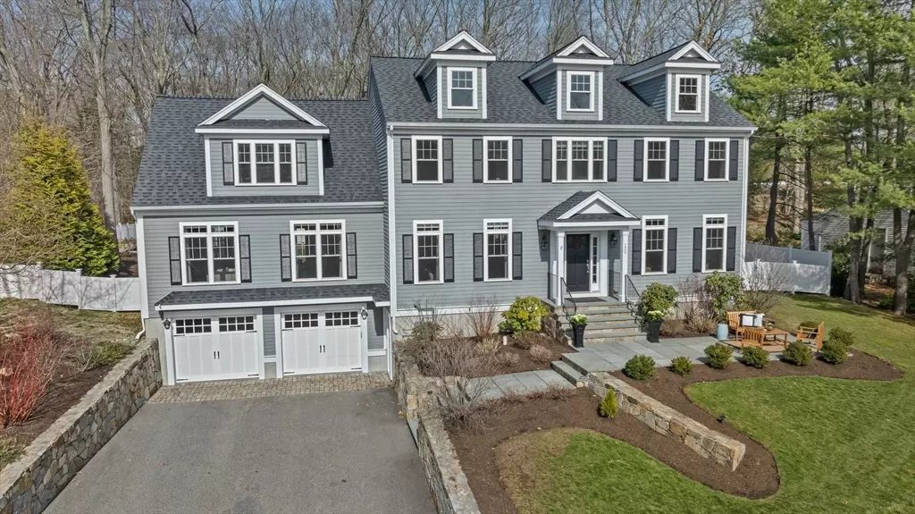 229 Bristol Rd, Wellesley, MA 02481