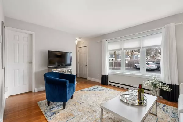 Medford, MA 02155,50 Hicks Avenue #2