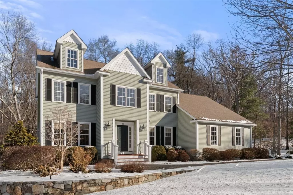 Grafton, MA 01536,20 Magnolia Ln