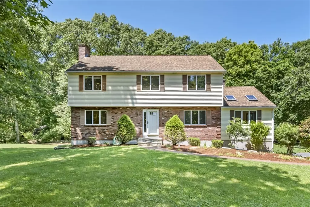 Ashland, MA 01721,24 Woodridge Lane