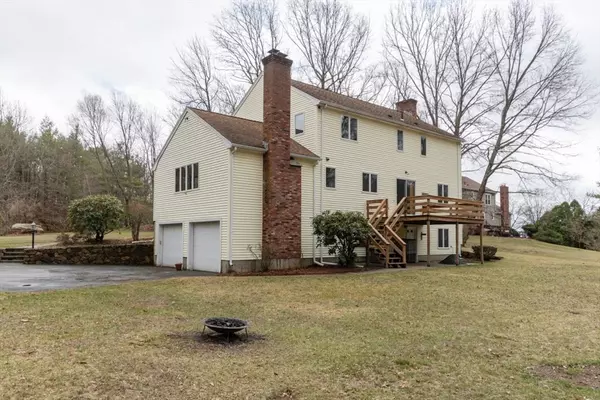 Ashland, MA 01721,24 Woodridge Lane