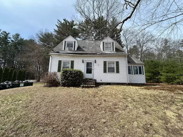 Upton, MA 01568,19 Glen Ave