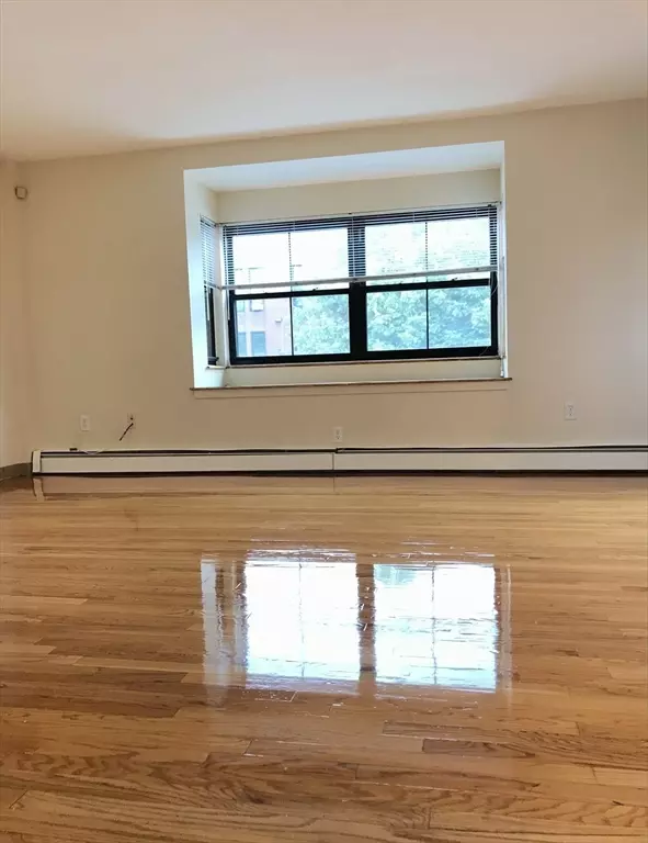 Boston, MA 02122,60-R Gibson St #B1