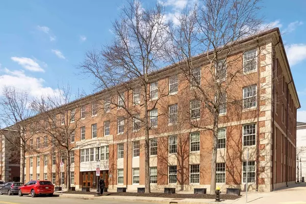 Boston, MA 02129,45 1st Ave #209