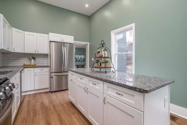 Lancaster, MA 01523,2832 N Main St