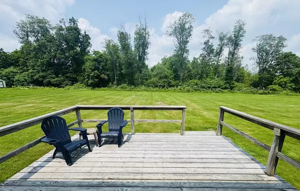 Bernardston, MA 01337,31 Deane Road