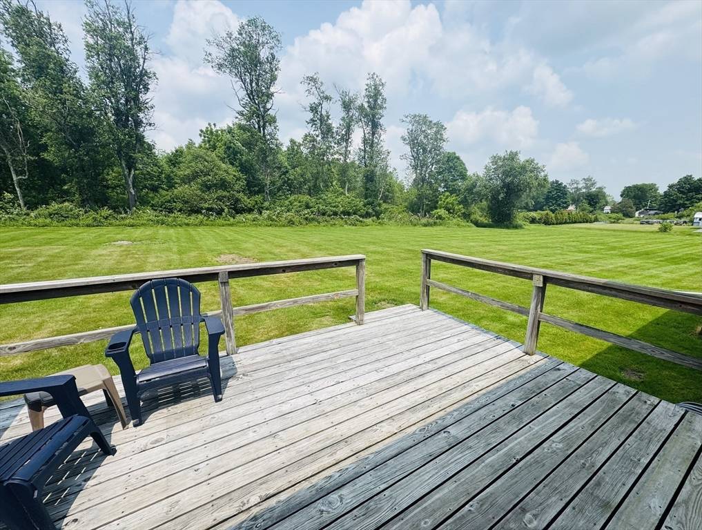 Bernardston, MA 01337,31 Deane Road