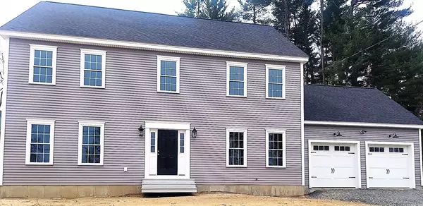 17 Fairlawn St, Grafton, MA 01536