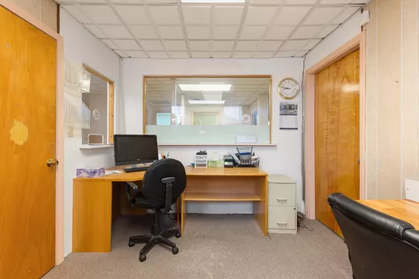 Wilmington, MA 01887,25 Lowell St #1