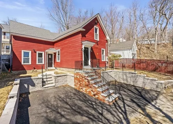 Fitchburg, MA 01420,19 Norwood Ct