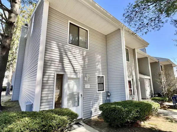 555 Russell Rd #C11, Westfield, MA 01085