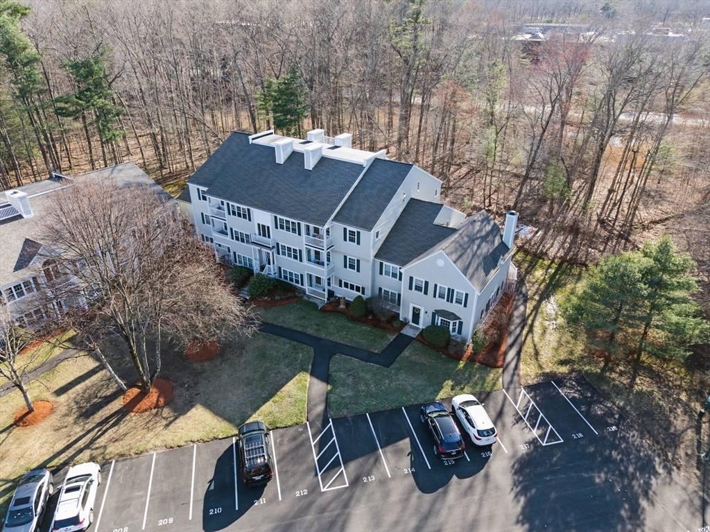 Andover, MA 01810,450 Brookside Dr #L