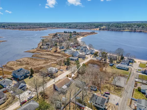 Wareham, MA 02571,7 Roosevelt St
