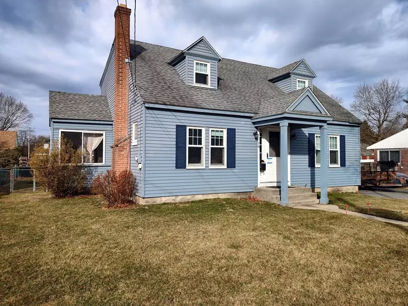 16 Belmont Ave, Clinton, MA 01510