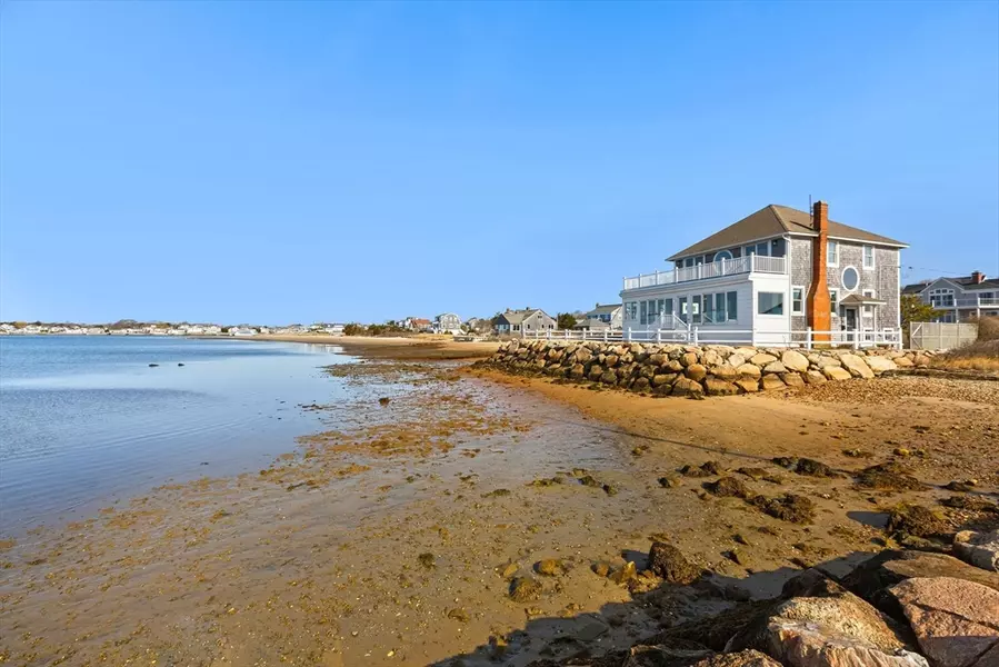 4 Glenwood Street, Yarmouth, MA 02673