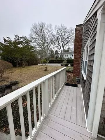 Dennis, MA 02660,78 Uncle Bills Way