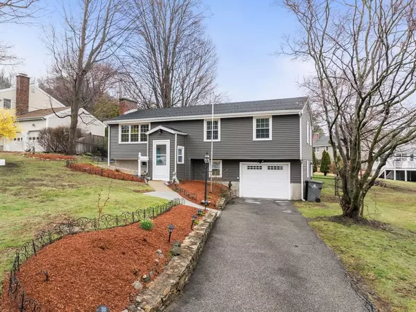 Framingham, MA 01701,9 Summer Ln