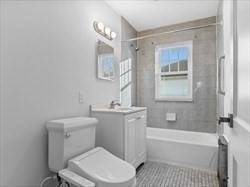 Newton, MA 02460,23-25 Bridges Ave #25