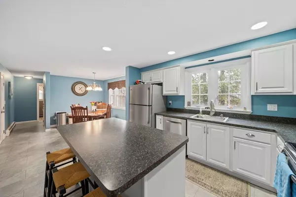 Hanover, MA 02339,7 Clark Circle