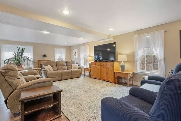 Ashby, MA 01431,505 South Rd