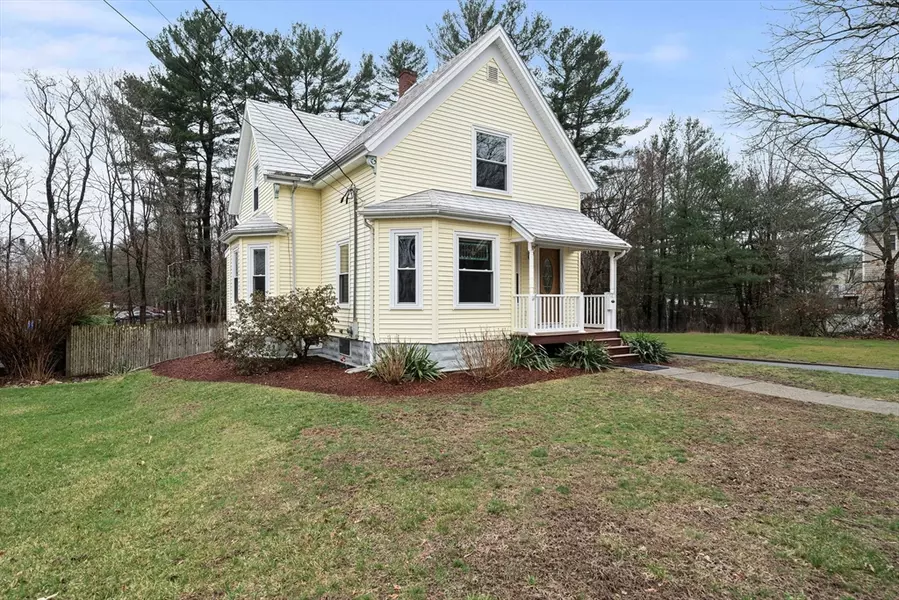 34 Greenwood St, Abington, MA 02351