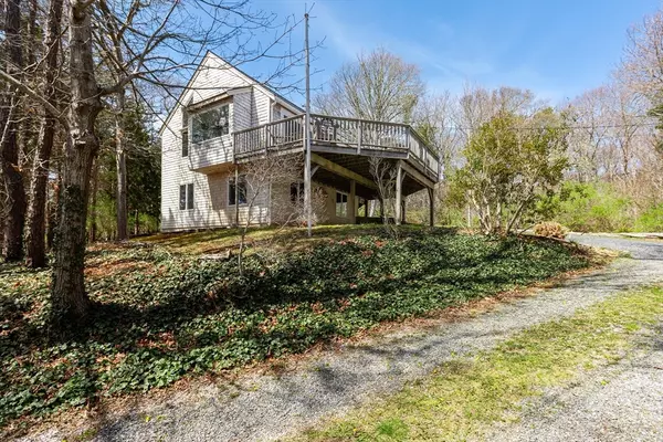 Orleans, MA 02653,14 Lindas Ln