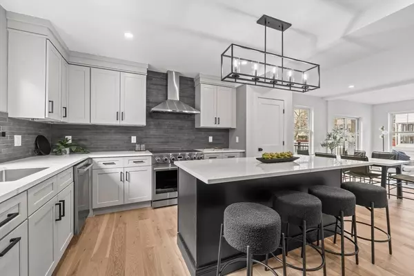 22 Fordham St #22, Arlington, MA 02474