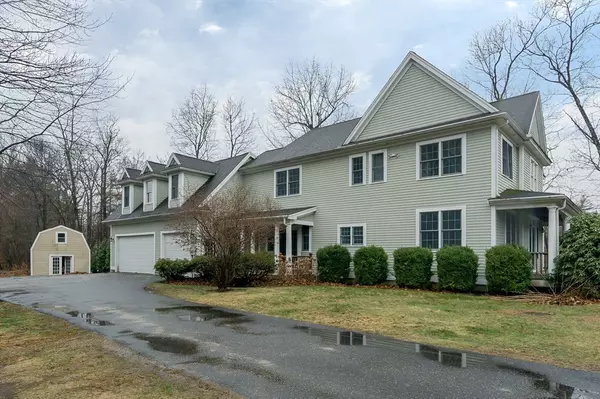 Sterling, MA 01564,38 Sandy Ridge Rd