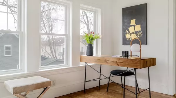 Lexington, MA 02421,8 Sylvia St
