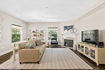Brookline, MA 02446,76 Sewall Ave #B