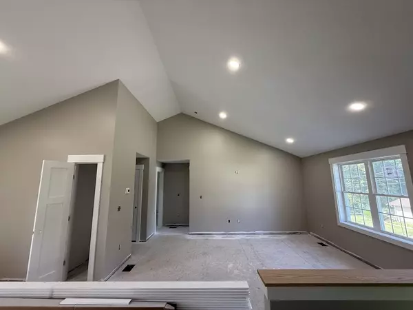 Spencer, MA 01562,30 Grant Street