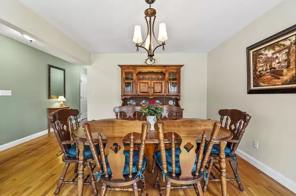 Hubbardston, MA 01452,4 Moosehorn Hill Circle #4