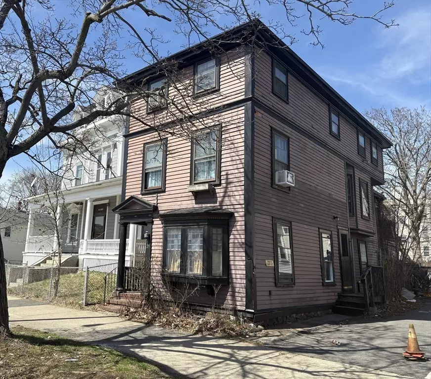 Lynn, MA 01902,29 Broad St