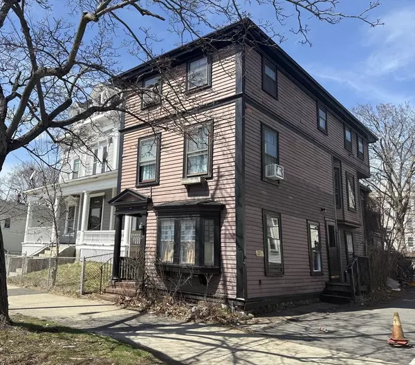 29 Broad St, Lynn, MA 01902