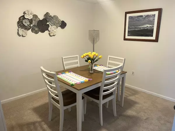 Fall River, MA 02720,750 Davol St #122