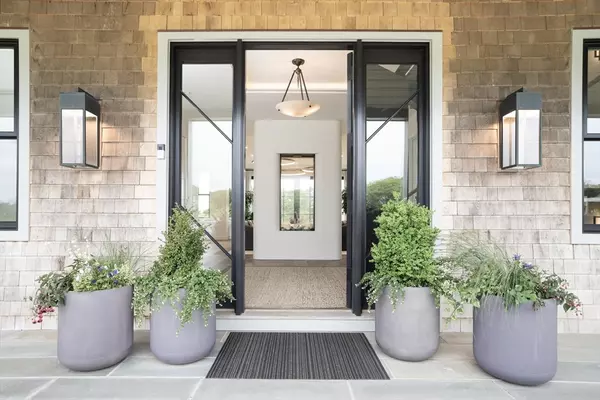 Nantucket, MA 02554,10 Maxey Pond Road