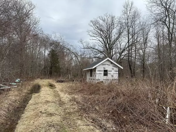 Brookfield, MA 01506,81 Town Farm Road