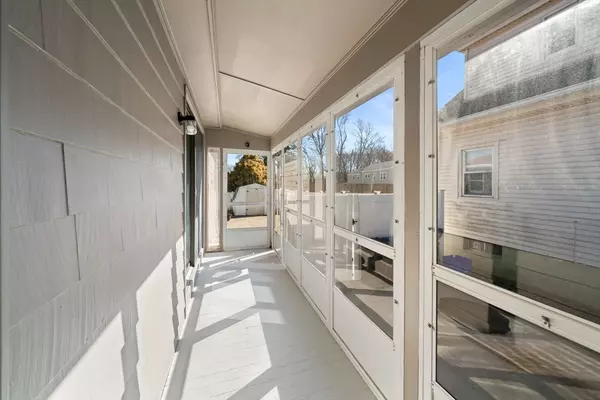 Johnston, RI 02919,8 Ashby Street