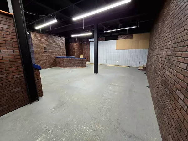 Northampton, MA 01060,16 Armory St #LL