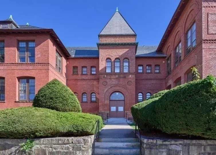 Worcester, MA 01604,31 Elizabeth St #G3