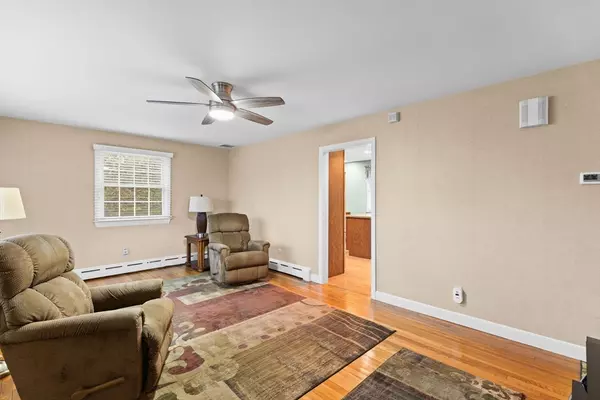New Bedford, MA 02745,33 Morris St
