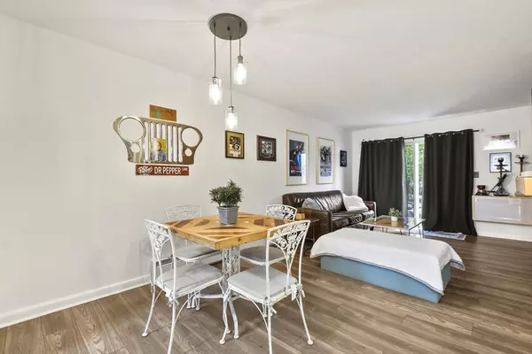 Easton, MA 02375,6 Adam Street #2