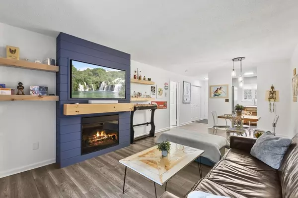 Easton, MA 02375,6 Adam Street #2