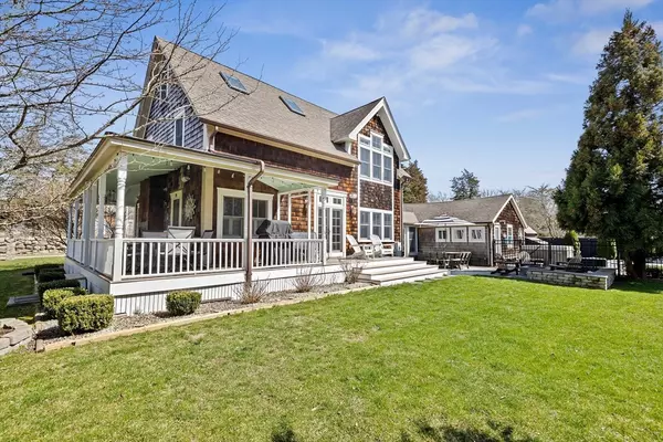 Mattapoisett, MA 02739,28 Pine Island Road