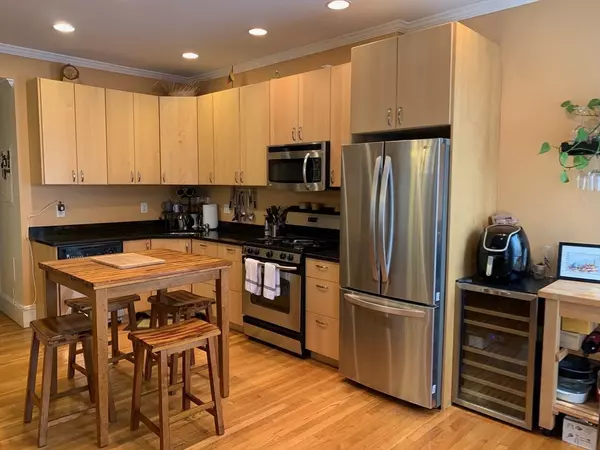 Boston, MA 02125,37 Mt Vernon #1R
