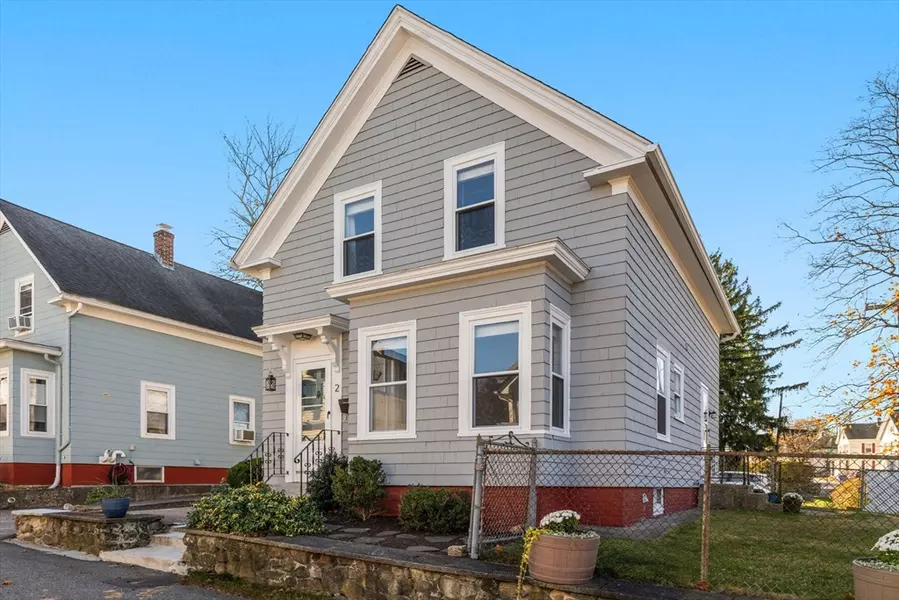 2 East Street, Maynard, MA 01754
